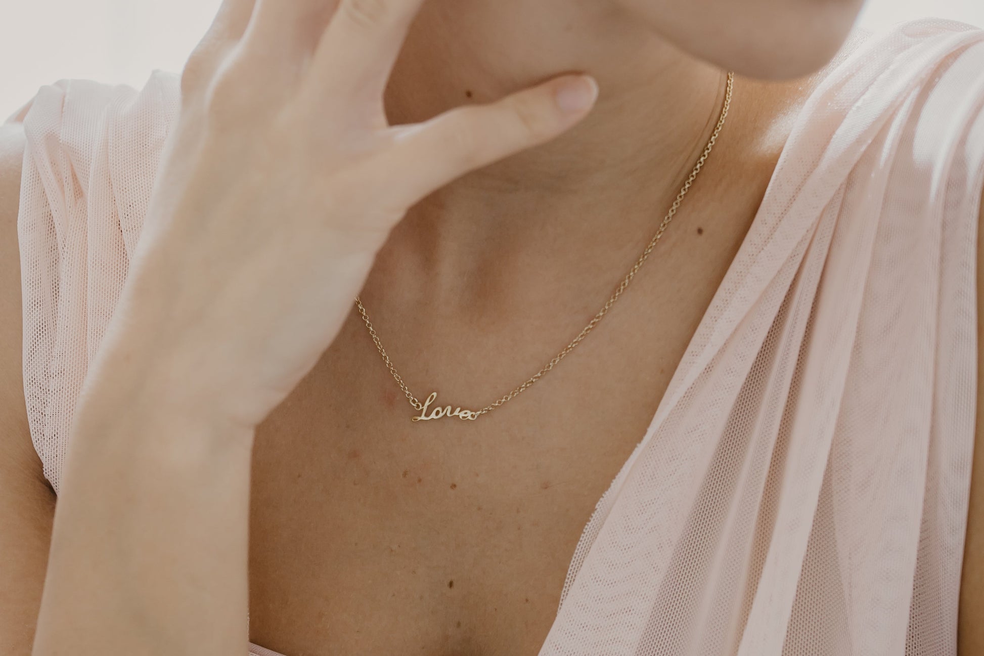 Vero Bijoux Regalo Mamma, Collana con ciondoli con nomi figli e data nascita, Regalo Compleanno Mamma, Collana in acciaio inox con ciondoli con incisione laser con nome figli e data nascita Vero Bijoux Regalo Mamma, Collana con ciondoli con nomi figli e data nascita, Regalo Compleanno Mamma, Collana in acciaio inox con ciondoli con incisione laser con nome figli e data nascita