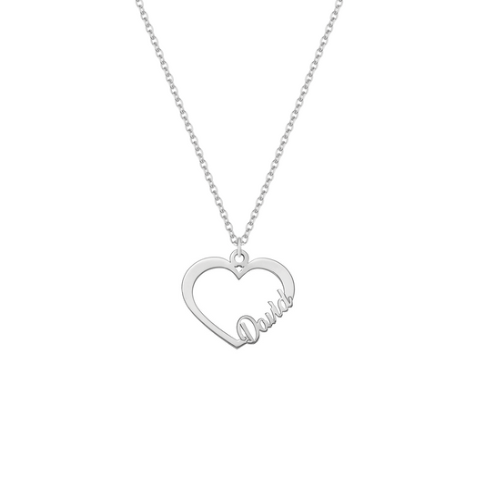 Collana con nome su forma cuore in argento personalizzata